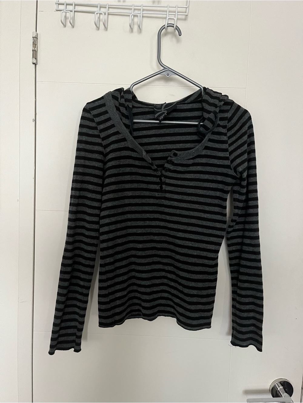 100% Cotton Ezekiel brand ALT Grunge Striped Hooded Henley Long-Sleeve Top